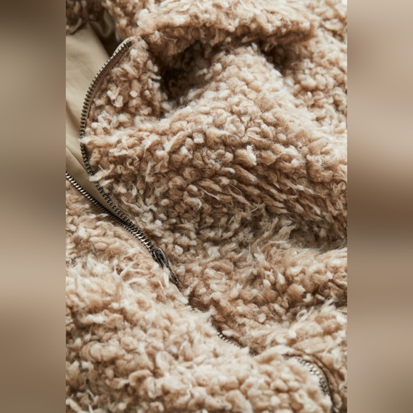 H&M Teddy Bear Jacket Size S NWOT - Picture 2 of 7